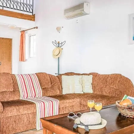 Adriani * Νυδρί